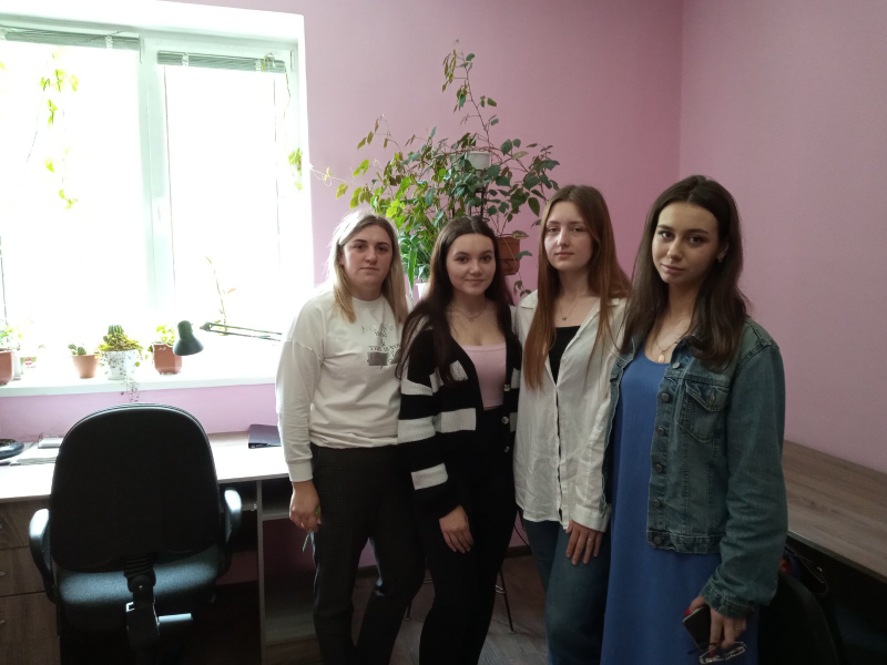 Практичне навчання у дії: впевнені кроки у професію