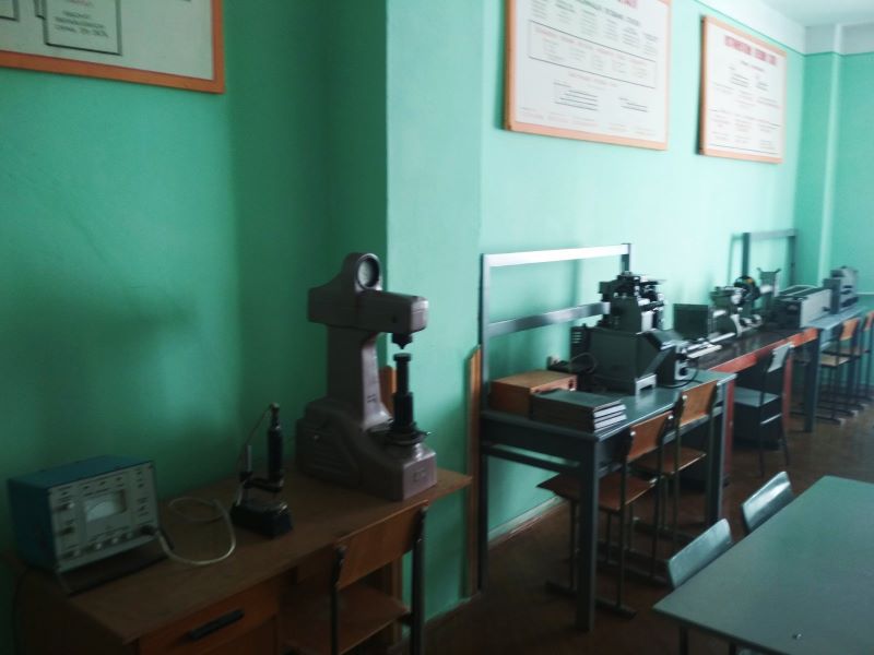 207p 3