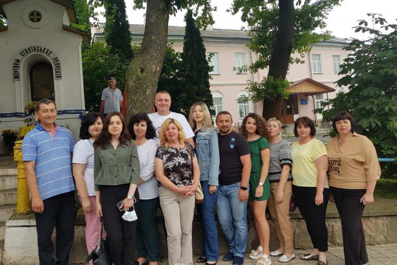 ВІЧЕ-РЕКВІЄМ, ПРИСВЯЧЕНЕ 80-Й РІЧНИЦІ ВІДНОВЛЕННЯ УКРАЇНСЬКОЇ НЕЗАЛЕЖНОЇ ДЕРЖАВИ