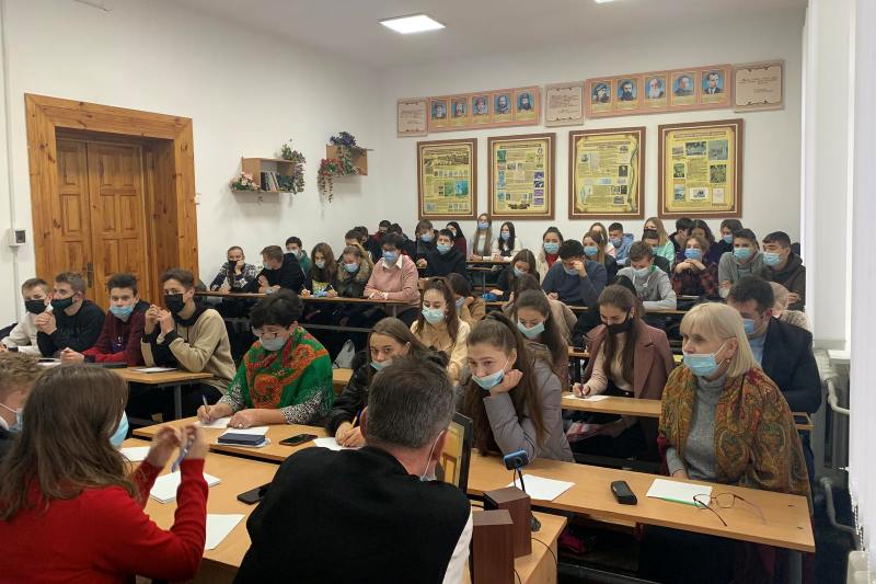 ДЕНЬ УКРАЇНСЬКОЇ ПИСЕМНОСТІ ТА МОВИ