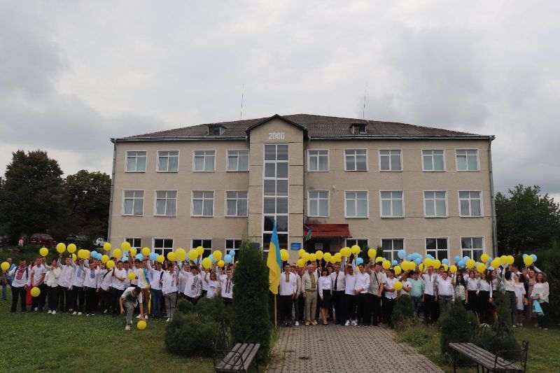 Згуртуємось! З’єднаємось! Переможемо! День знань 2022 у ВСП «Бережанський фаховий коледж НУБіП України»