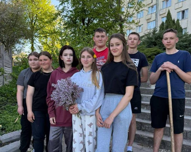 Весняна толока в гуртожитку