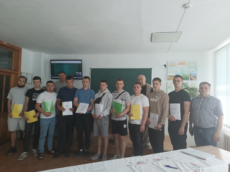 Захист кваліфікаційних робіт: важливий крок до професійного майбутнього випускників Бережанського коледжу