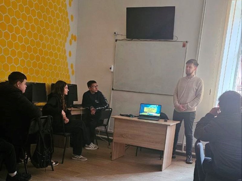 Можливості ШІ. Створення зображеннь разом з Ші. Як розпізнати фейки