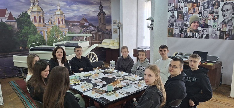 Барви Великодня у кожному орнаменті