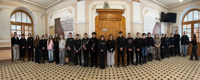 Разом проти хвороби: у Бережанському фаховому коледжі пройшла акція на підтримку онкохворих дітей