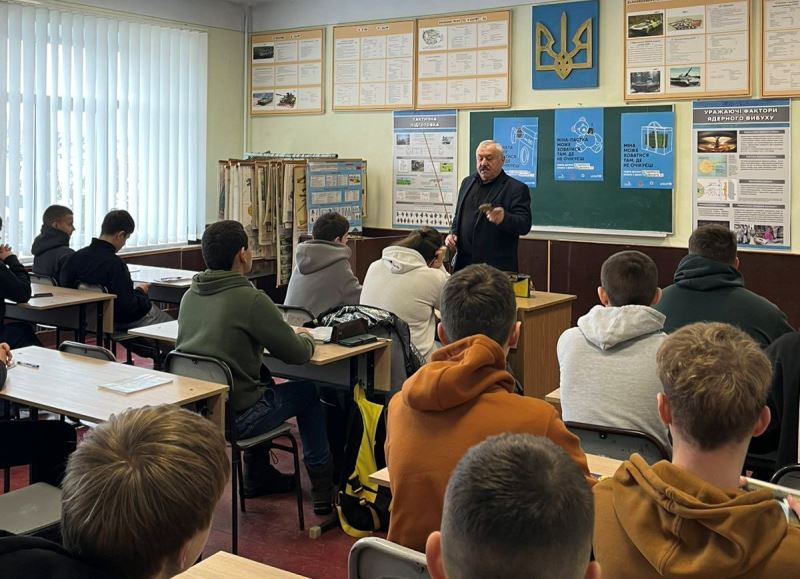 Безпека понад усе: заняття із мінної безпеки та правил поводження з вибухонебезпечними предметами