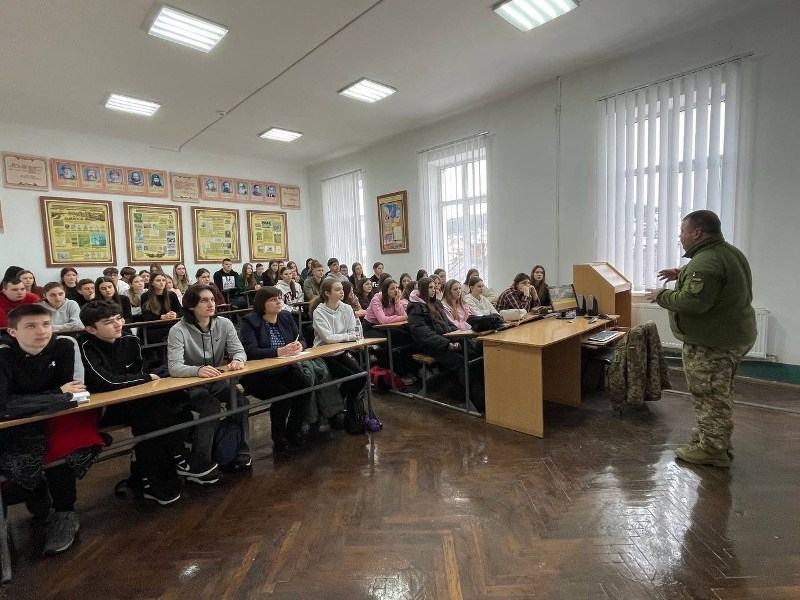 Ті, хто разом пишуть історію сьогодні